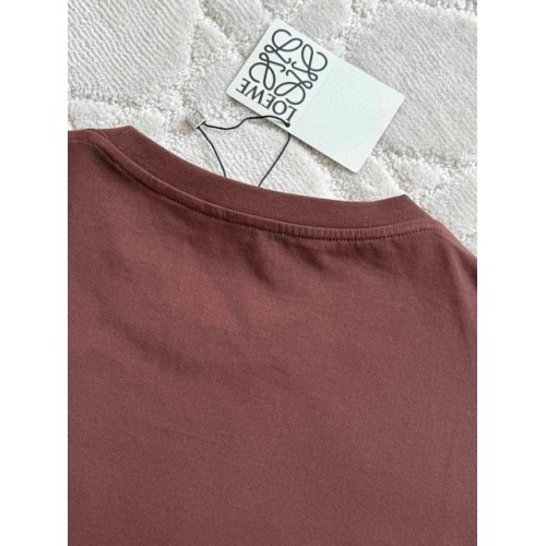 LOEWE 25SS New Slogan Embroidered Short Sleeve - Brown LOEWE 25SS New Slogan Embroidered Short Sleeve - Brown