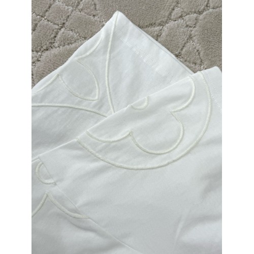 LV 2024FW Embossed Logo Short Sleeves - White