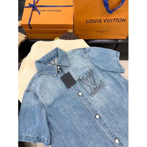 LV 2025SS Early Spring New Denim Pocket Embroidered Short Sleeve Shirt LV 2025SS Early Spring New Denim Pocket Embroidered Short Sleeve Shirt