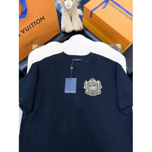 LV 2025SS Golden Dog Seal Round Neck Short Sleeve LV 2025SS Golden Dog Seal Round Neck Short Sleeve