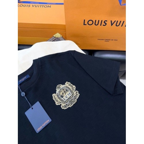 LV 2025SS Golden Dog Seal Round Neck Short Sleeve LV 2025SS Golden Dog Seal Round Neck Short Sleeve