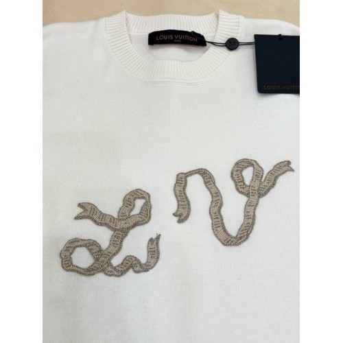 LV 2025SS Pearlescent Gauze Badge Short Sleeve LV 2025SS Pearlescent Gauze Badge Short Sleeve