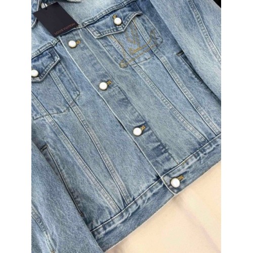 LV 2025SS Pocket Embroidery Washed Denim Jacket - Light Blue LV 2025SS Pocket Embroidery Washed Denim Jacket - Light Blue