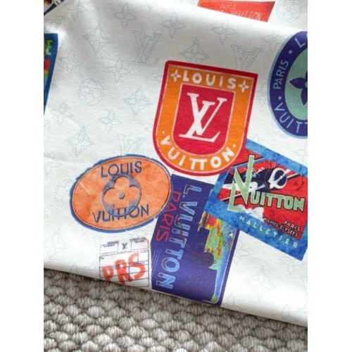 LV 25SS Rainbow Holiday Print Short Sleeve LV 25SS Rainbow Holiday Print Short Sleeve