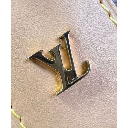 LV CarryAll MM - Monogram