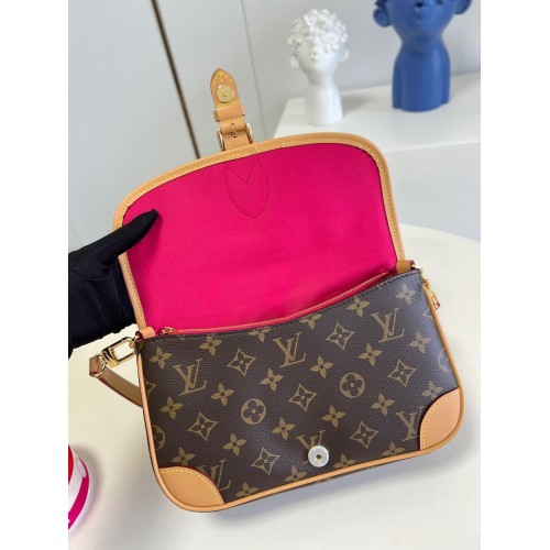 LV Diane - Fuchsia Monogram