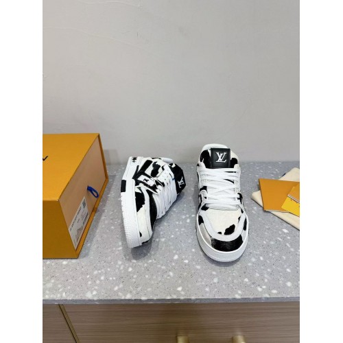 LV Trainer Sneaker - Black Cream