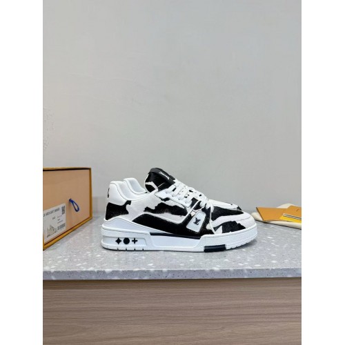 LV Trainer Sneaker - Black Cream