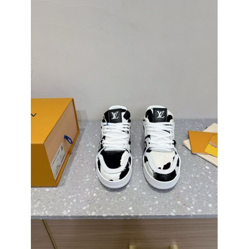 LV Trainer Sneaker - Black Cream