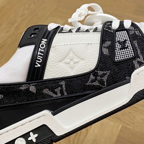 LV Trainer Sneaker - Black