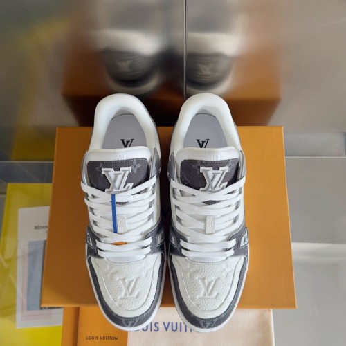 LV Trainer Sneaker - Grey