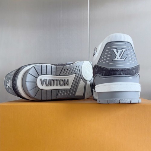 LV Trainer Sneaker - Grey