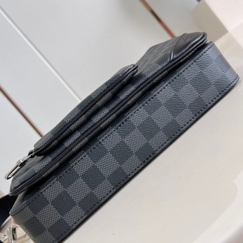 LV Trio Messenger - Damier Graphite