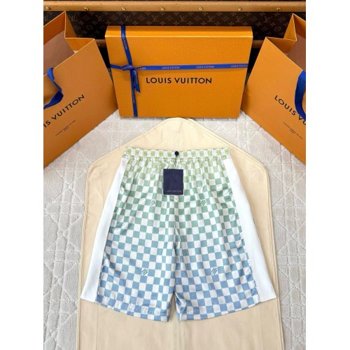 Lv 25SS Early Spring New Color Checkerboard Shorts Pants