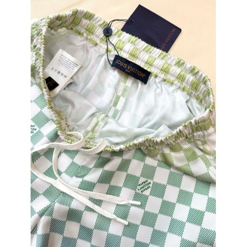 Lv 25SS Early Spring New Color Checkerboard Shorts Pants