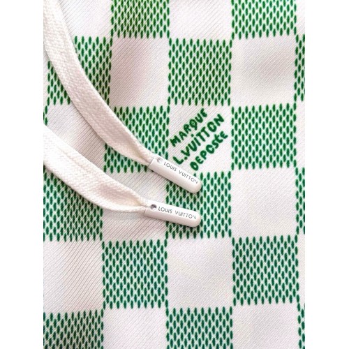 Lv 25SS Early Spring New Color Checkerboard Shorts Pants