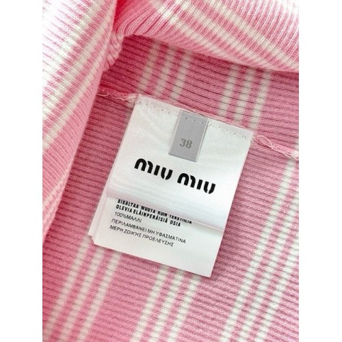 MIU MIU 25SS Bowknot V-Neck Short Sleeve Polo - Pink with White MIU MIU 25SS Bowknot V-Neck Short Sleeve Polo - Pink with White