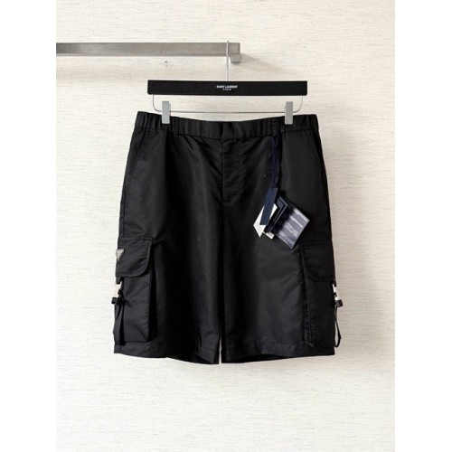 PRADA 25SS Triangle Logo Multifunctional Pocket Shorts - Black PRADA 25SS Triangle Logo Multifunctional Pocket Shorts - Black
