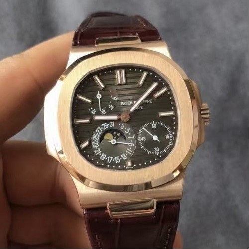 PATEK PHILIPPE Nautilus 5712R - 40MM Rose Gold