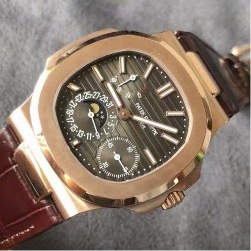 PATEK PHILIPPE Nautilus 5712R - 40MM Rose Gold